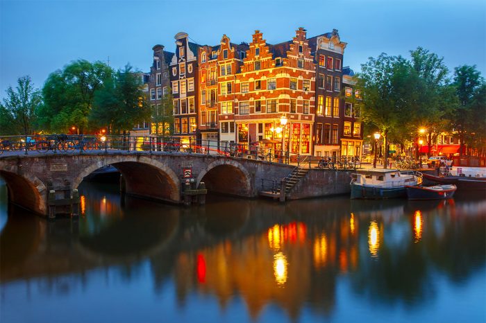 Holanda: Becas Para Maestría en Varios Temas University of Amsterdam