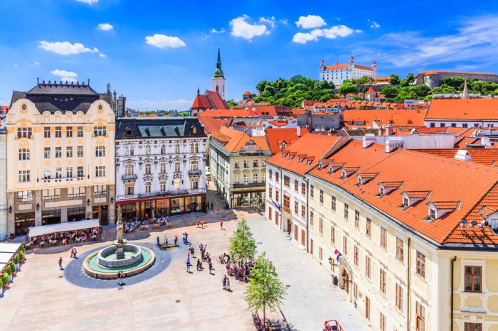 Eslovaquia: Becas Para Movilidad en Diversos Temas Gobierno de Eslovaquia